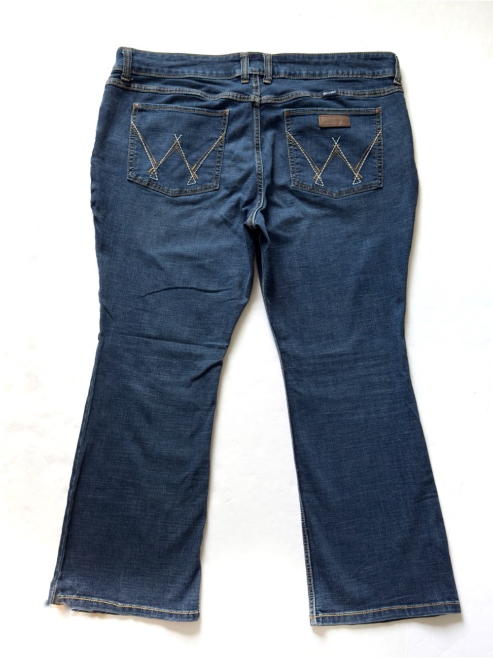 Wrangler Retro Mid Rise Boot Jeans Womens 22Wx30 Medium Wash Stretch Embroidered